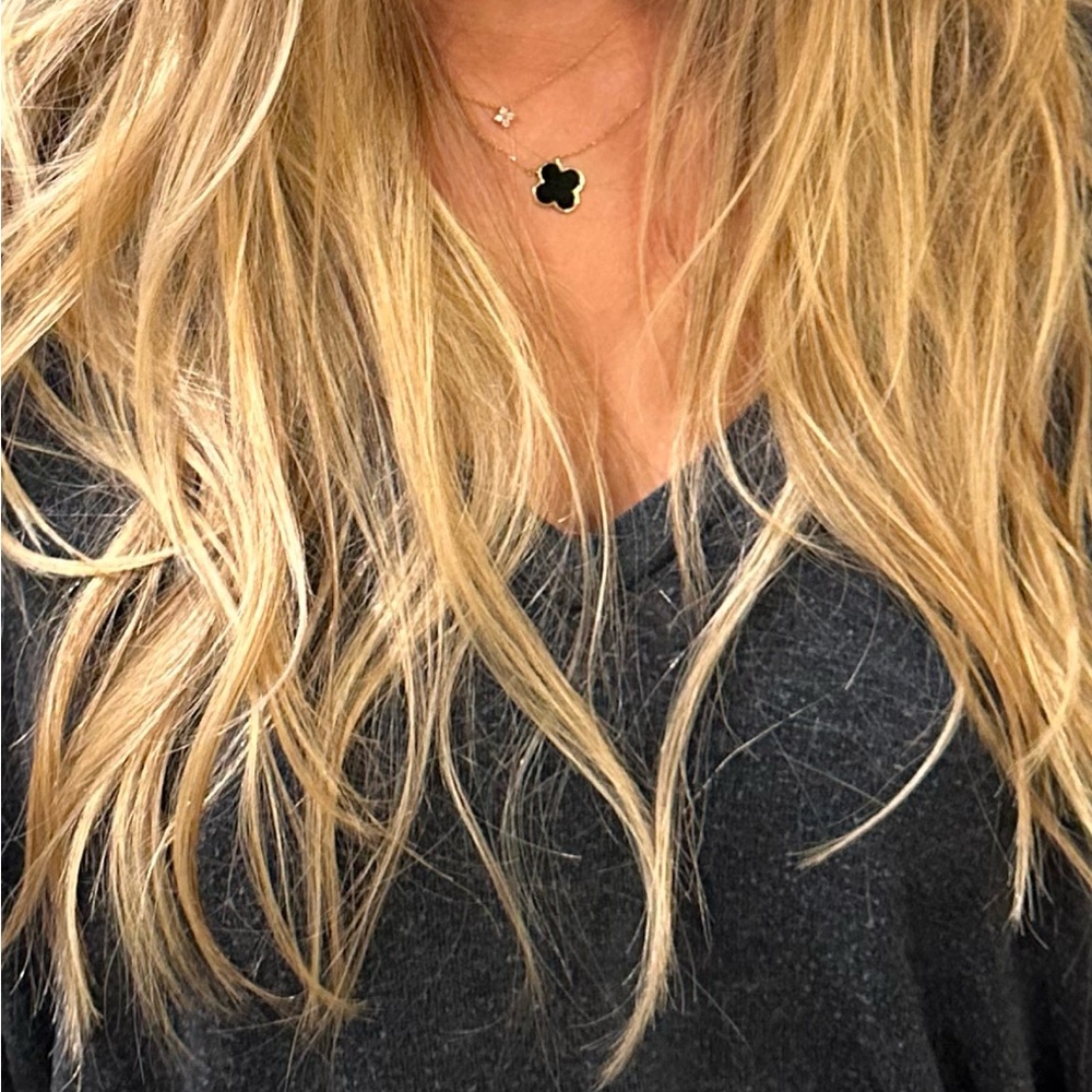 Elegant Black Clover Pendant Necklace